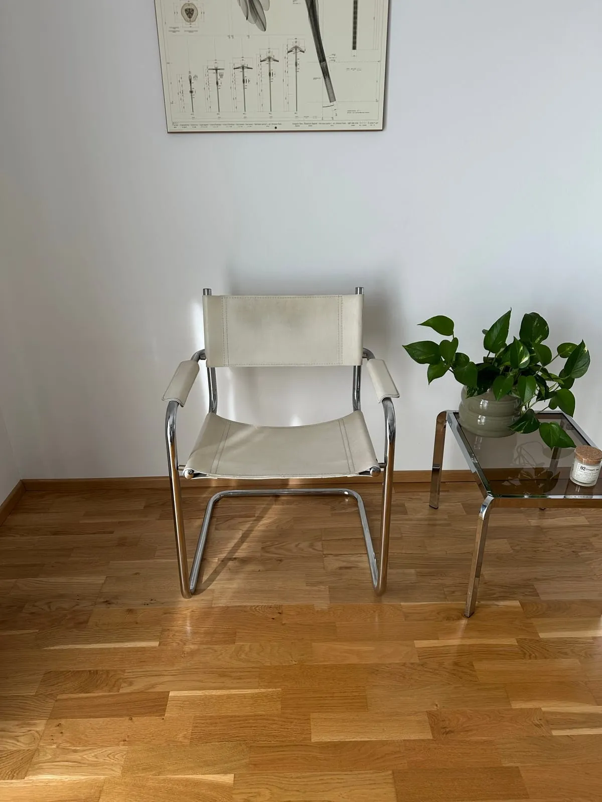 Freischwinger-Paar mit Armlehnen – Weiß – Bauhaus Stil – Foto 1 von 20