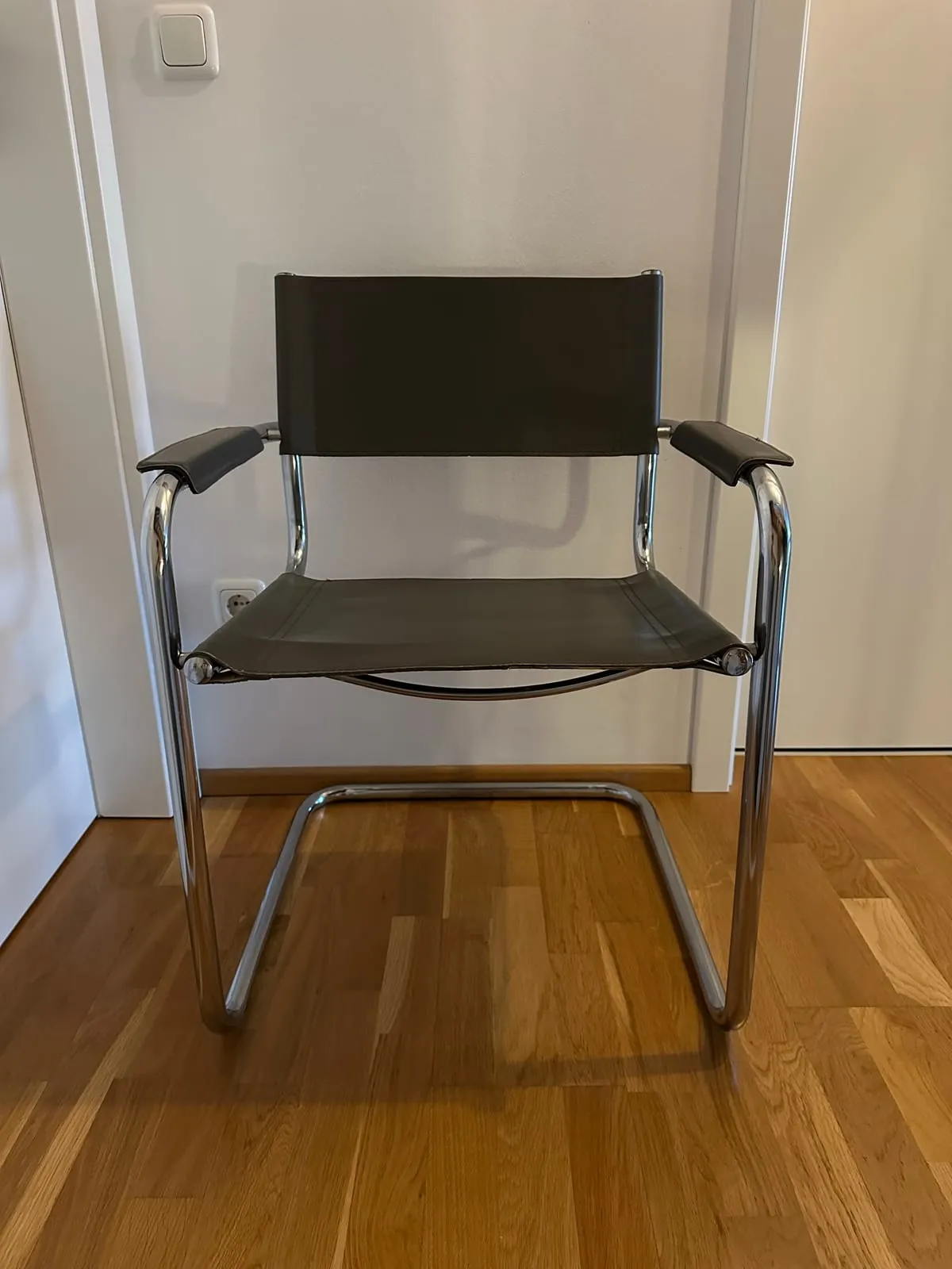 Foto 4 von 10 anzeigen