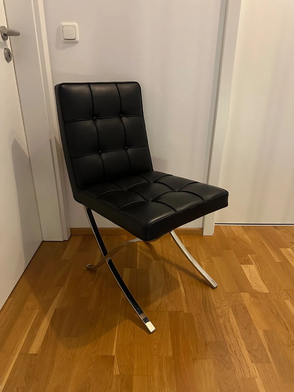 Foto 4 von 9 anzeigen