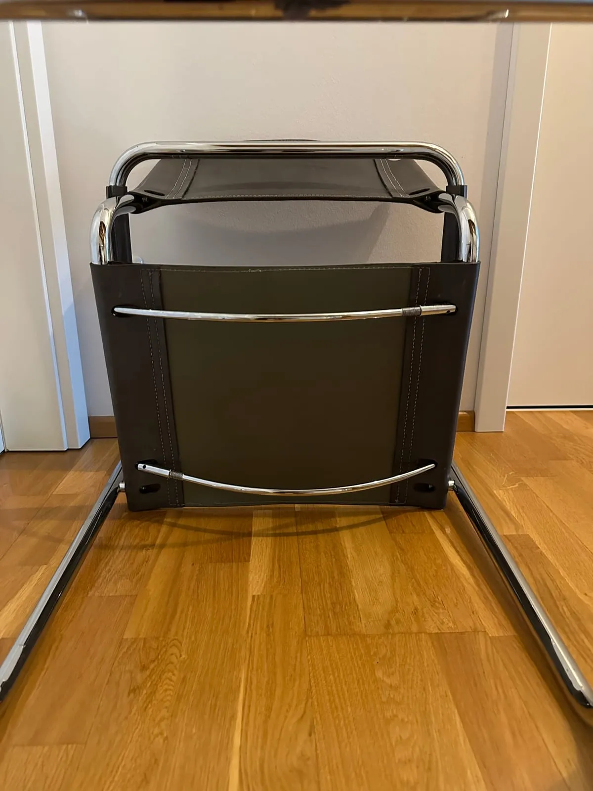 Foto 7 von 7 anzeigen
